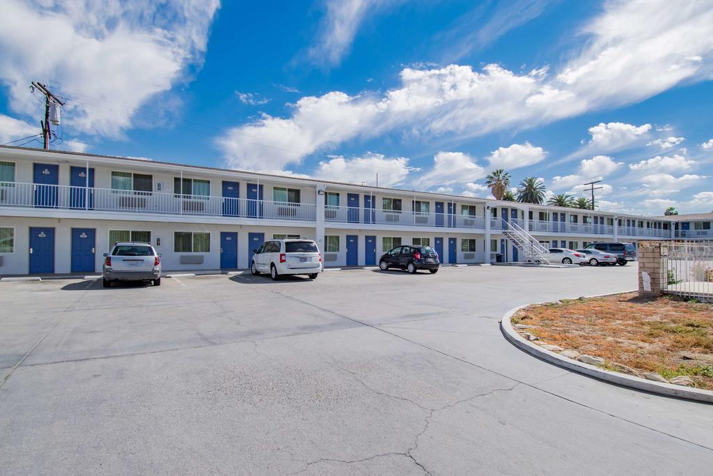 Motel 6-San Bernardino, Ca - Downtown المظهر الخارجي الصورة