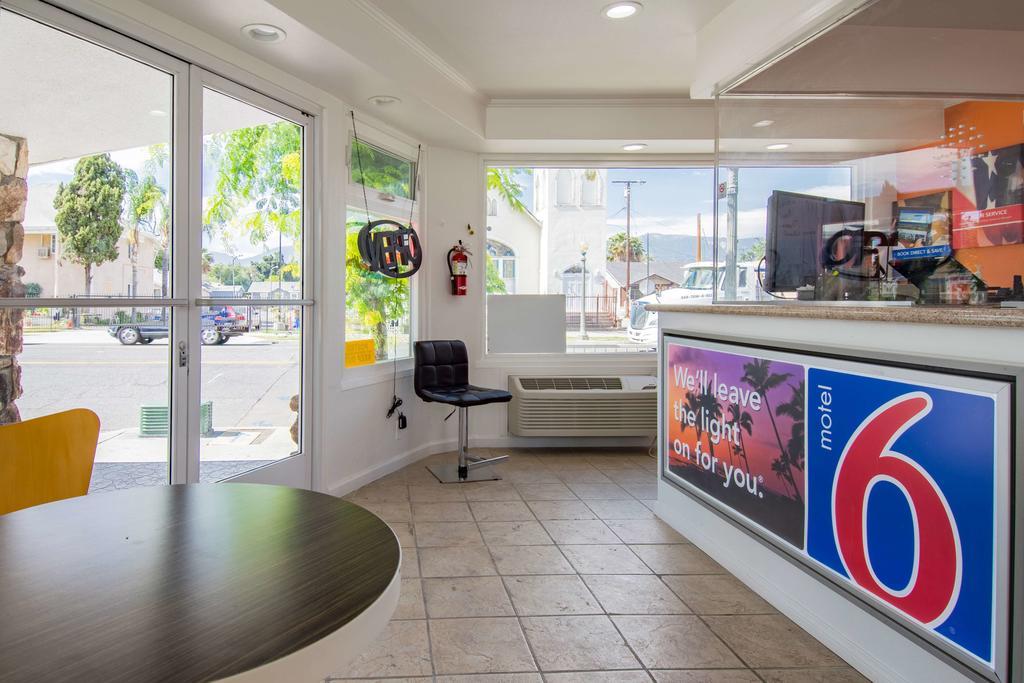 Motel 6-San Bernardino, Ca - Downtown المظهر الخارجي الصورة