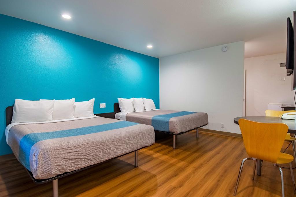 Motel 6-San Bernardino, Ca - Downtown المظهر الخارجي الصورة