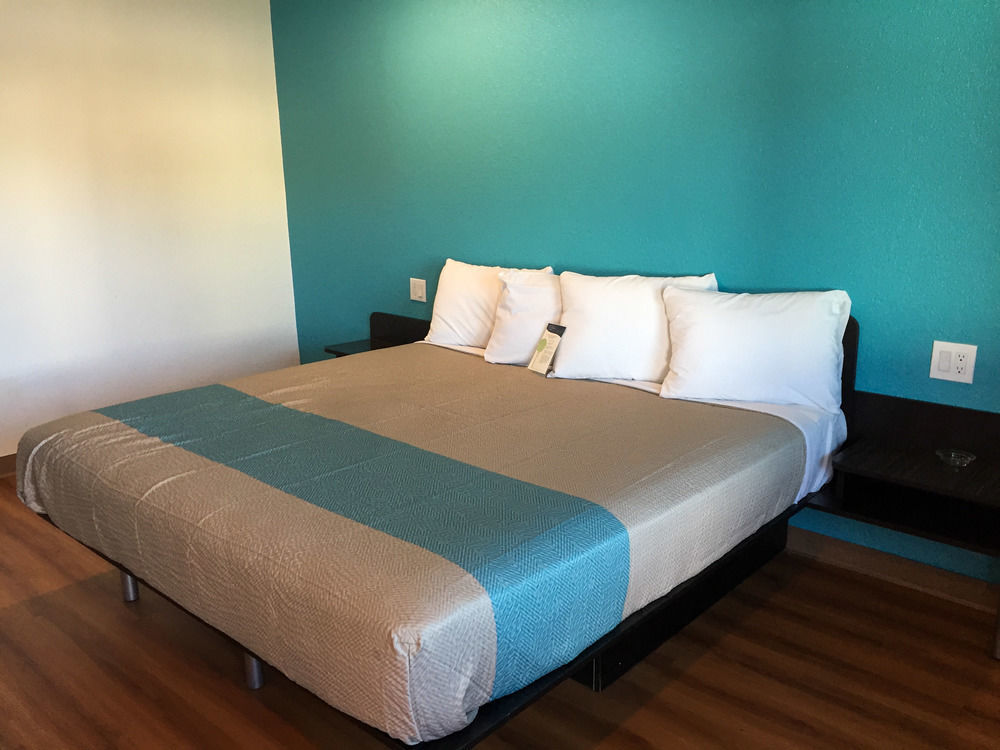 Motel 6-San Bernardino, Ca - Downtown المظهر الخارجي الصورة